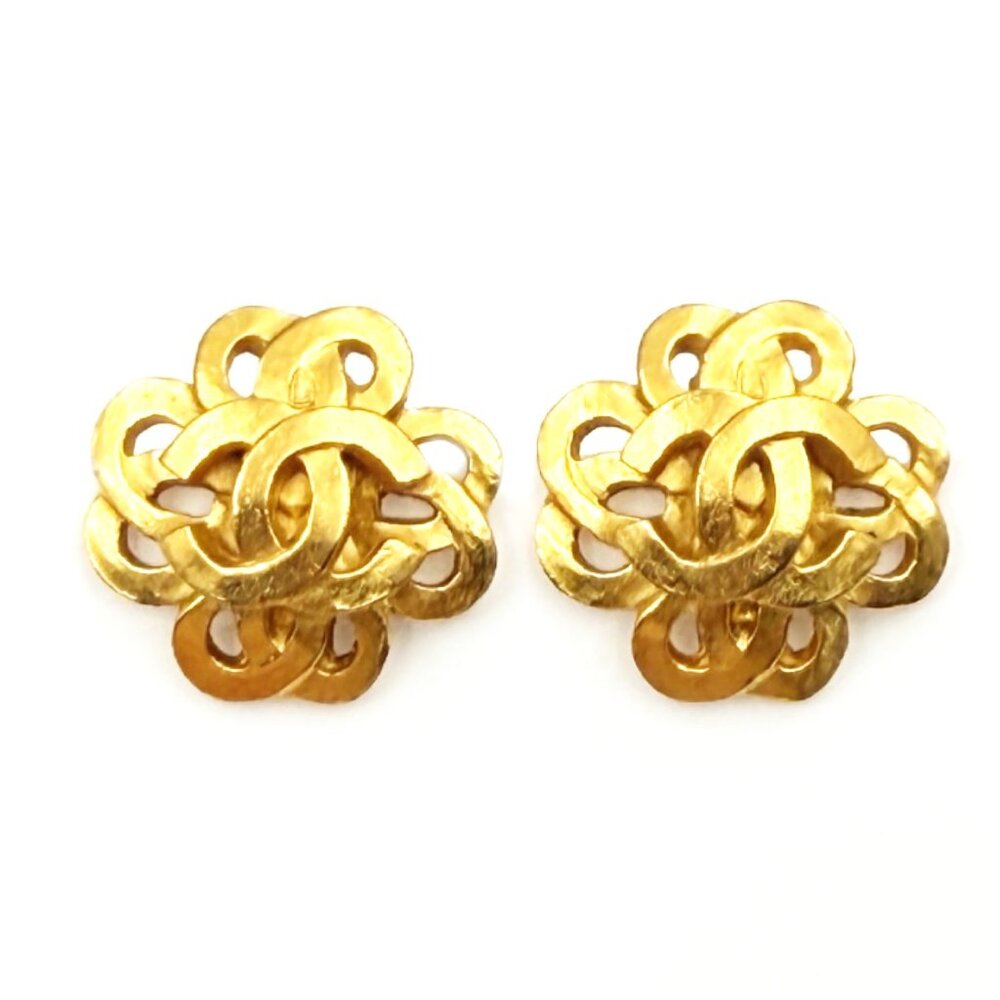 Chanel Vintage Gold Plated CC Twisted Flower Clip on Earrings